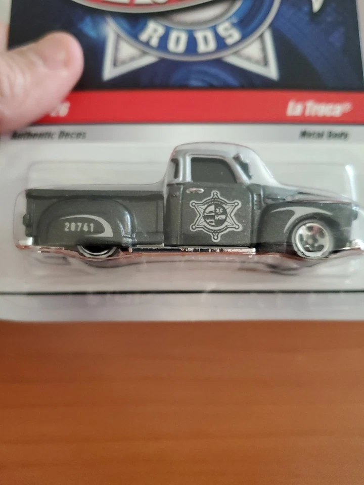 Hot Wheels Cop Rods #17/26 La Troca - Paquete protector - ¡ULTRA RARO!!! Foto 3 de 4