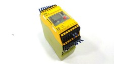 PILZ PNOZ mm0.2P 772002 Safety Relay - Used - Free Shipping