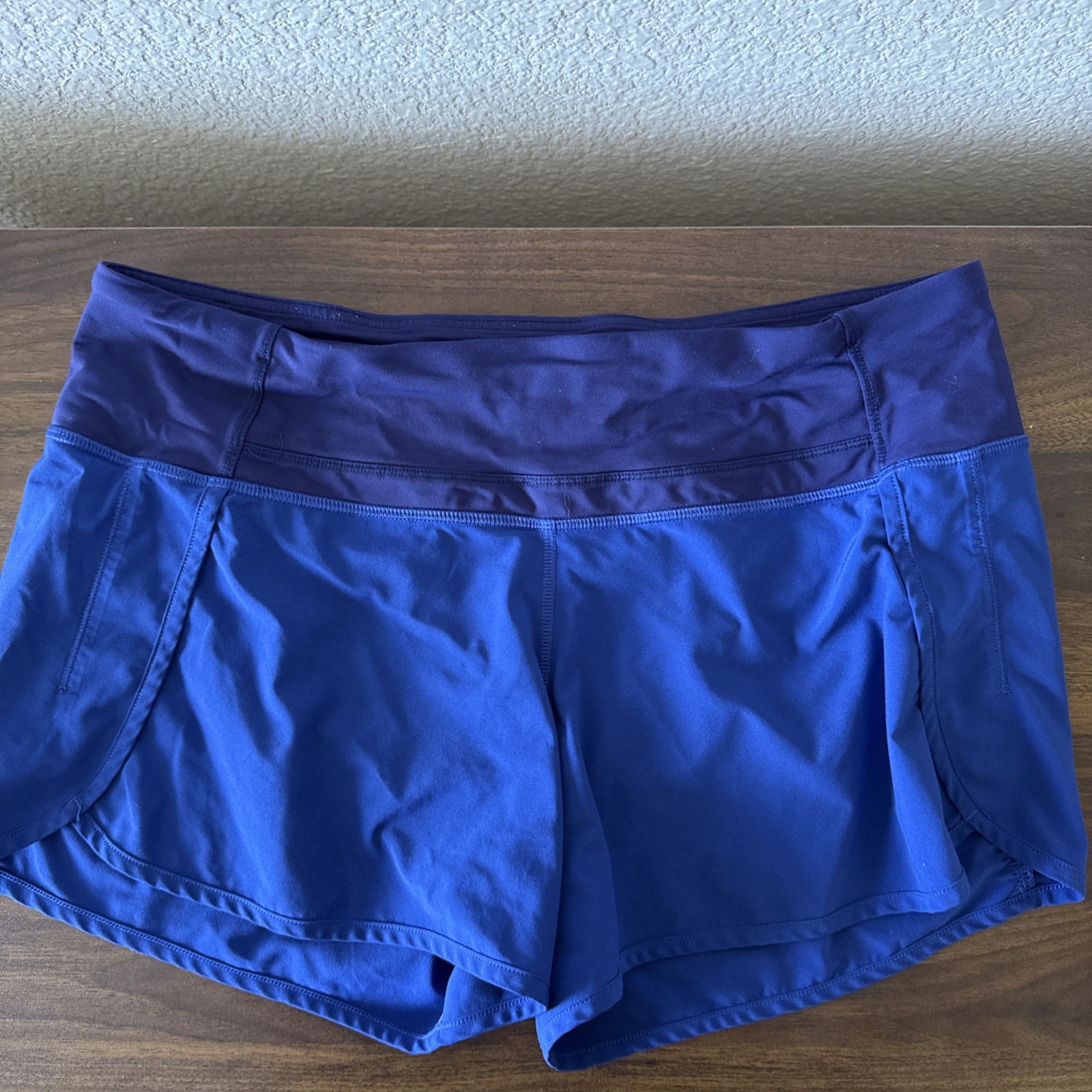Lululemon Run Times Womens Shorts Size 8 in Blue