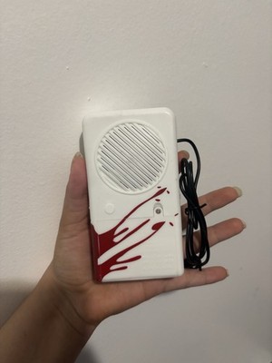 White Handheld Portable Voice Changer with Microphone 7 Sound Effects