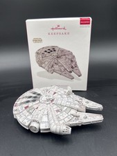 Hallmark 2018 Star Wars Millennium Falcon Storytellers Ornament QXI2876