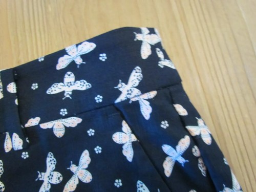 NWT Ann Taylor LOFT Size 6 Navy Blue Bee Print Riviera dress Shorts floral - Picture 4 of 17