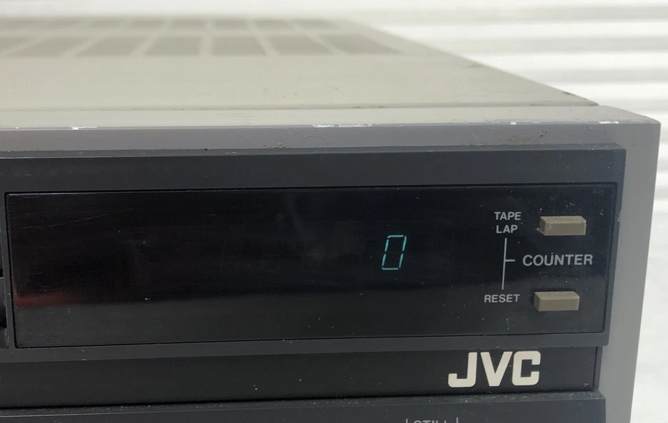 JVC Model BR-8600U Vintage Editing Deck - Image 3 of 4