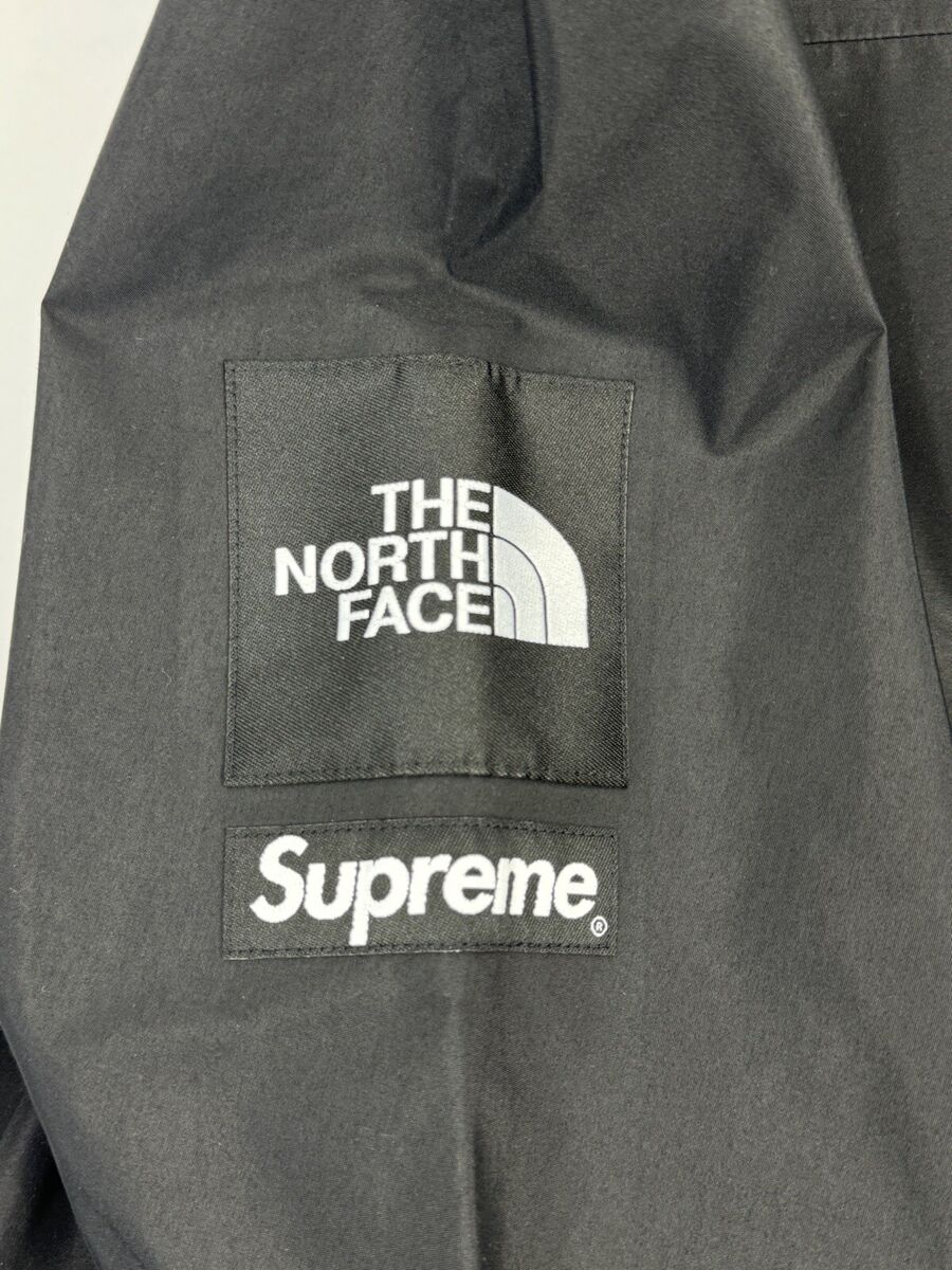 SUPREME x THE NORTH FACE - ZIP SPLIT WIND BREAKER JACKET SUPREME x THE NORTH FACE - ZIP SPLIT WIND BREAKER JACKET