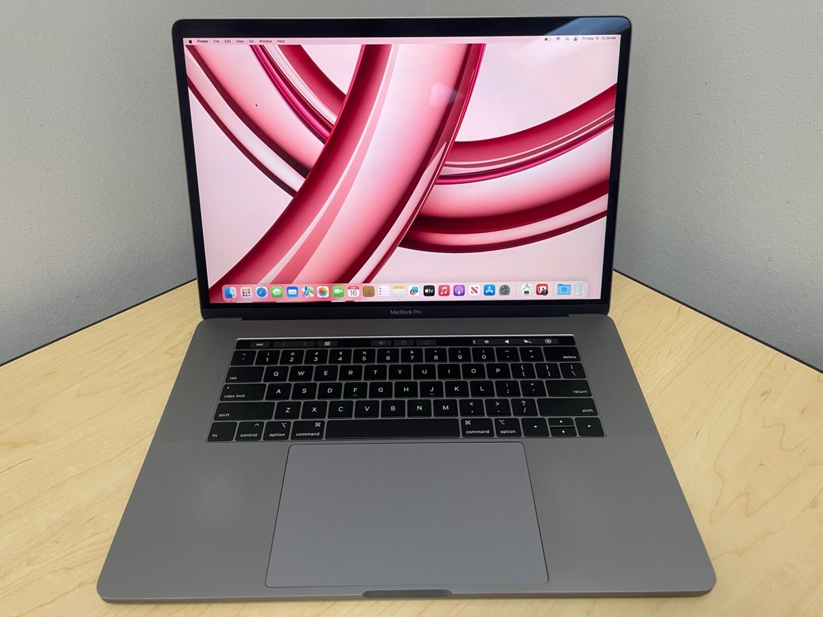 2018 Apple MacBook Pro 15.4