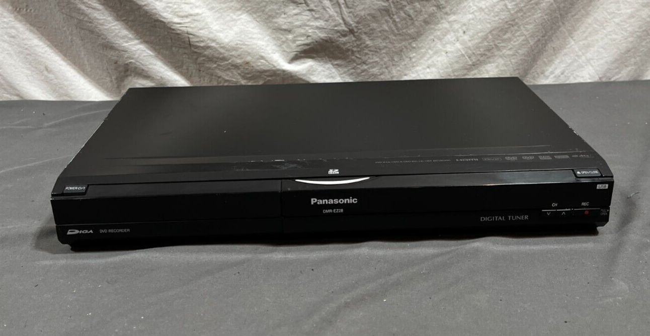 Panasonic DMREZ28 DVDRAM/R/+R/RW/+RW Recorder w/Digital Tuner Fast