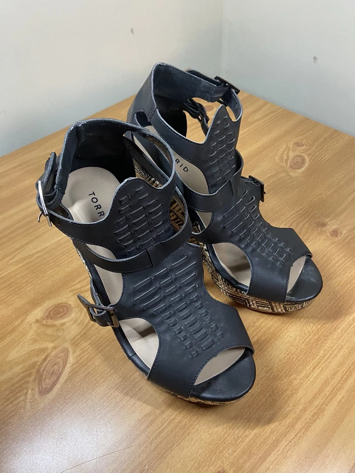 Torrid Pump Wedge Sandal Women Size 10 - Image 3 of 4