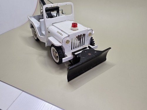Vintage 1969 Tonka # 2435 White Jeep AA Wrecker With Snowplow - All Original - Picture 10 of 13