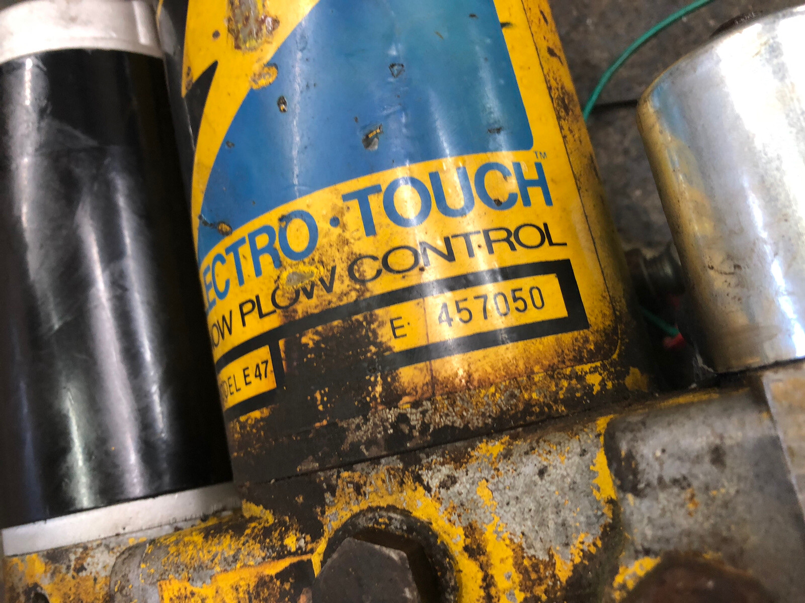 Meyer E 47 Snow Plow Pump E47 Electric Hydraulic New motor and coils