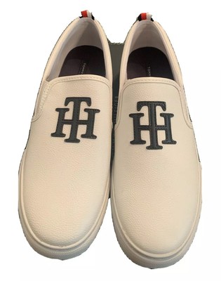 tommy hilfiger women's lucey sneaker