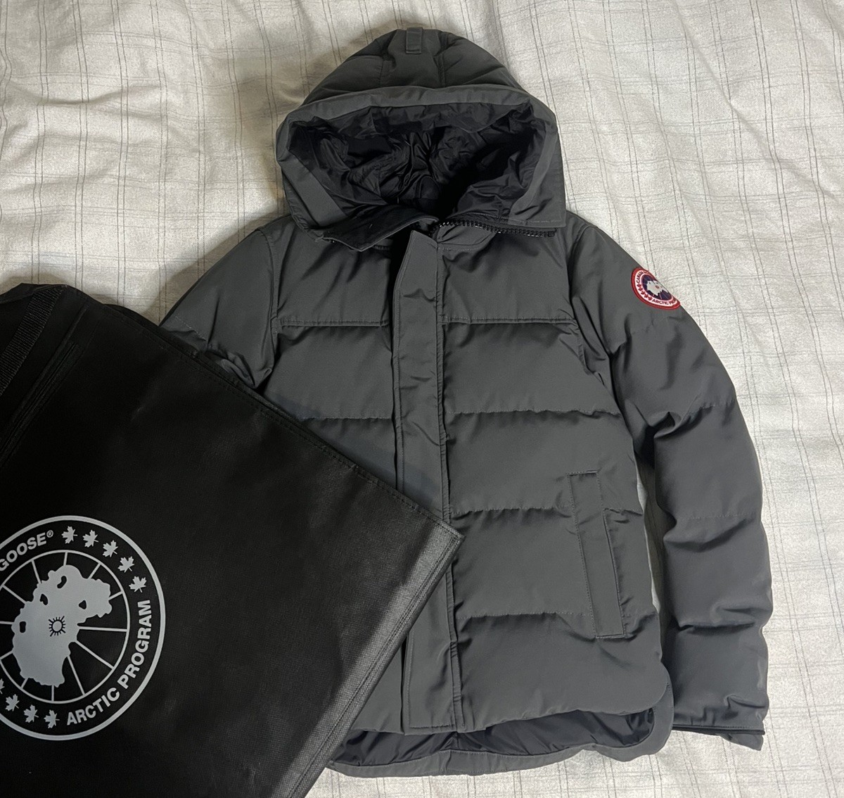 AUTHENTIC Canada Goose MacMillan - XS   - rrp £1,525