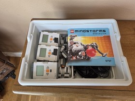 LEGO Mindstorms Education Base Set 9797 Incomplete Includes NXT Tested