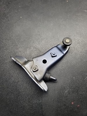2011-2020 TOYOTA SIENNA REAR RIGHT SIDE SLIDE DOOR ROLLER HINGE BRACKET OEM