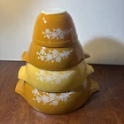 Vintage Pyrex Butterfly Gold Bouquet Cinderella Nesting Bowls 4 piece set
