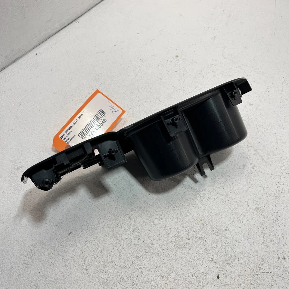 HONDA PILOT 2016 - 2021 后乘客门杯支架 CUPHOLDER SWICTH 面板 原始设备制造商 — 第 4/4 张图片