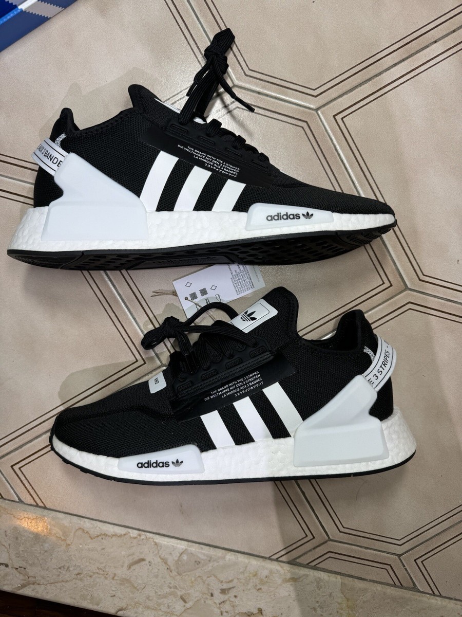 Sepatu Nmd Xr1 White Grey Sepatu Nmd R1 42 Nmd R2 Jd Sports New