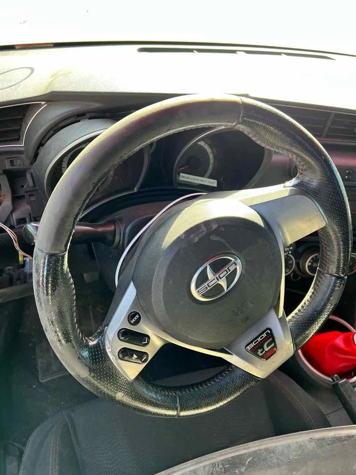 Used Front Right Disc Brake Caliper fits: 2013 Scion TC Front AWD R. Front Right - Image 4 of 4