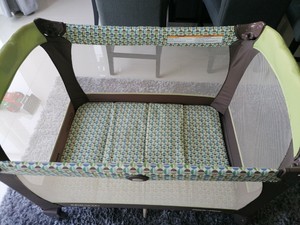 graco baby travel cot