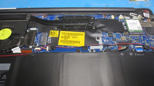 Dell Latitude XPS P54G (i7) (Pour pièces) (Objet N°#954) - Afbeelding 6 van 11