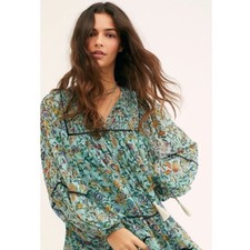 Free People This is it smocked tiered tunic dress puff sleeve floral fairy XS