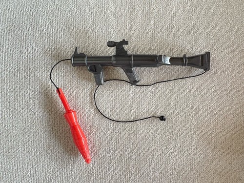 Vintage "RAMBO BAZOOKA ROCKET LAUNCHER and RPG MISSILE" 1985/86 Coleco - Picture 2 of 2