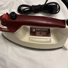 Vintage BLACK & DECKER Light 'n Easy Steam & Dry Iron F392 Tested Works