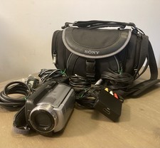   EXCELLENT COMPLETE  Sony HDR-XR100 Handycam Camcorder 80GB HDD Full HD Video