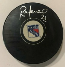 RAY FERRARO SIGNED NEW YORK RANGERS HOCKEY PUCK W/ CASE COA