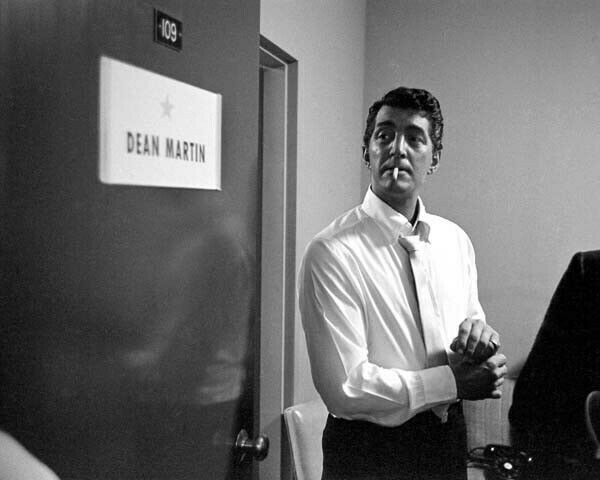 eat cigarette gif Eat The Rude