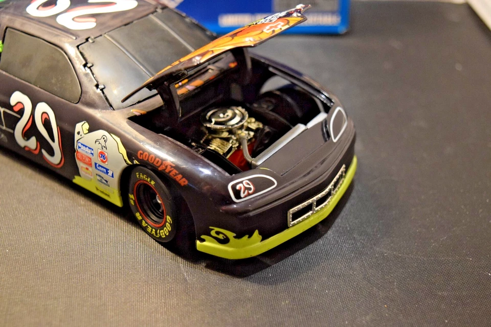 Scooby Doo #29 1996 Action Platinum Series 1:24 Monte Carlo Bank 1 de 10.000 Foto 2 de 4