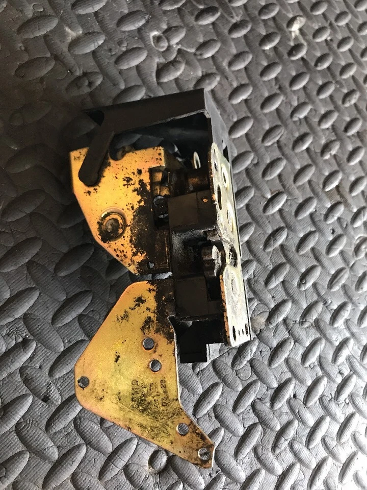 Mecanismo de cerradura de puerta delantera derecha Daf Lf 55-220 2006 año Rhd - Imagen 2 de 4