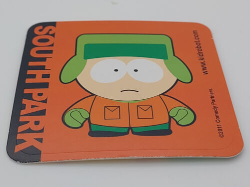 Kidrobot South Park Series 1 Kyle 3" Vinyl Mini Figure - Picture 5 of 5