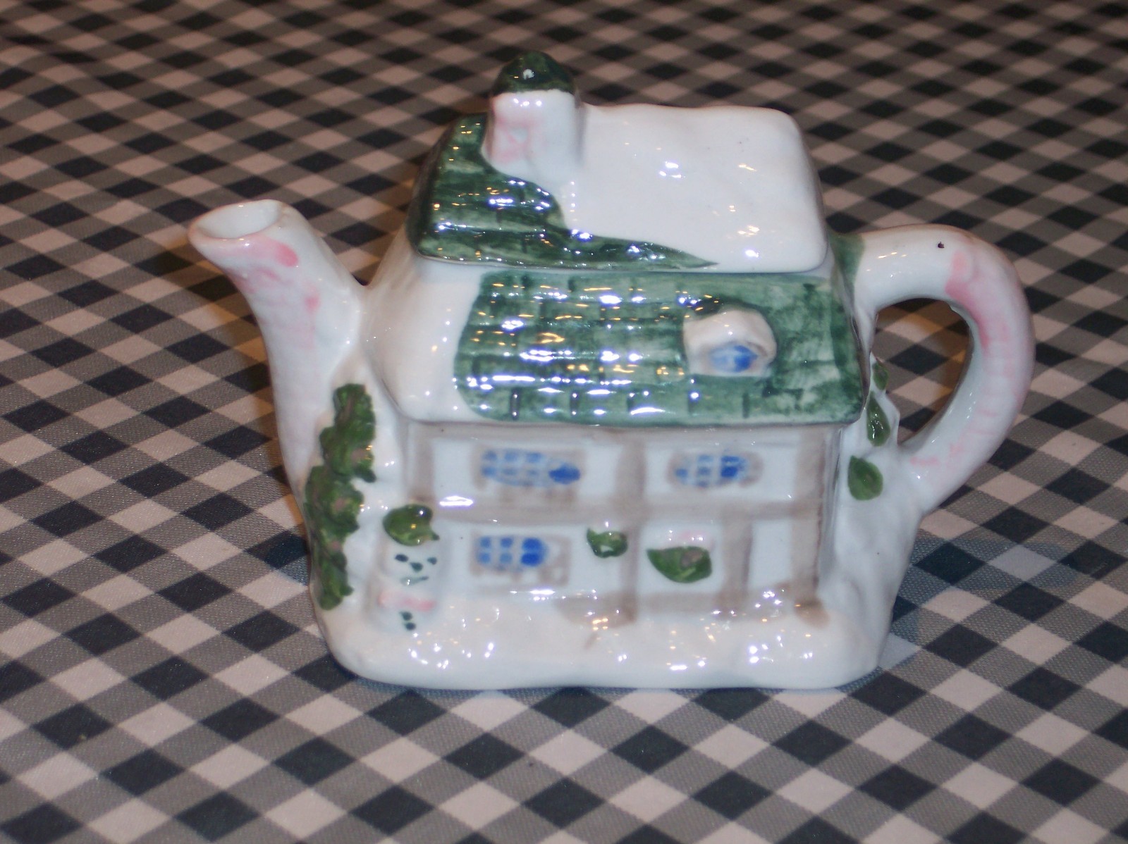 10 Decorated Novelty Teapots eBay