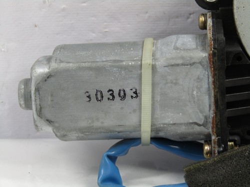 2002-2007 Subaru Impreza Front Passenger Right Power Window Motor Station Wagon - Picture 2 of 4