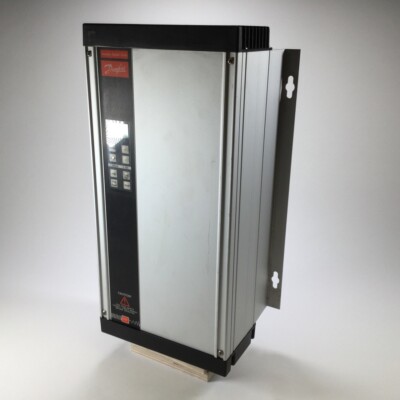 Danfoss 175H7239 Variable Speed Drive VLT3002 380-415V Used UMP