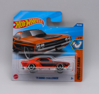 Hot Wheels 71 Dodge Challenger Muscle Mania 1/10 HYY79 2025