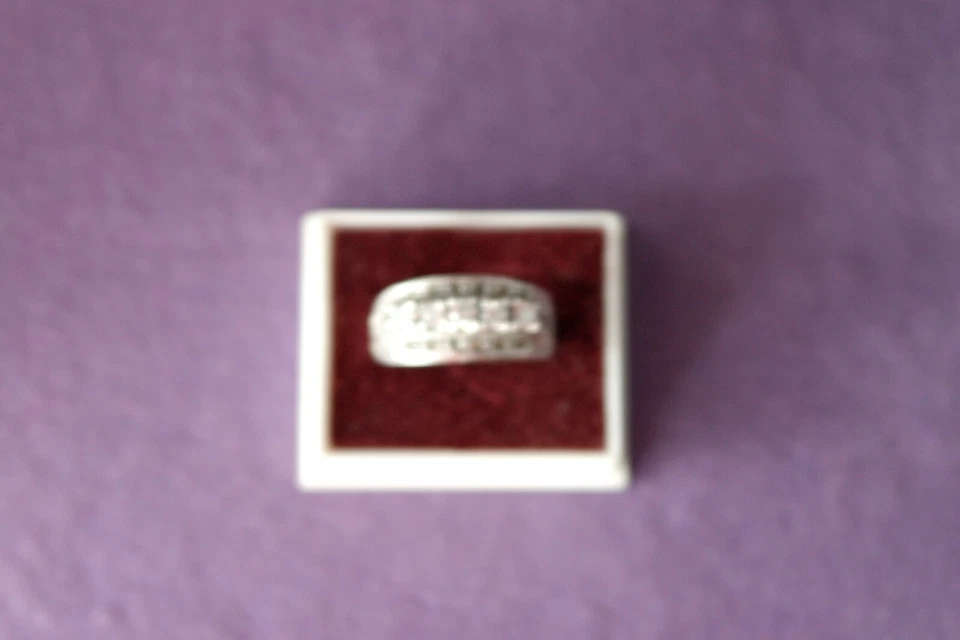 Bello 925 Anello Argento Con Marcasite E Topazio Bianco 4.7 Gr. 1.x 2 Cm. Largo - Immagine 4 di 4
