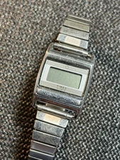Vintage Q Timex Watch Women’s Digital Wristwatch 23mm Untested Parts/Repair