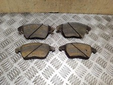 SKODA YETI 5L  Bremsbeläge vorne 1.80 Petrol 118kw 2011 26185260