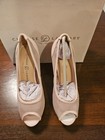 Chinese Laundry Women's Hallsy Mesh Pump Nude Size 6.5