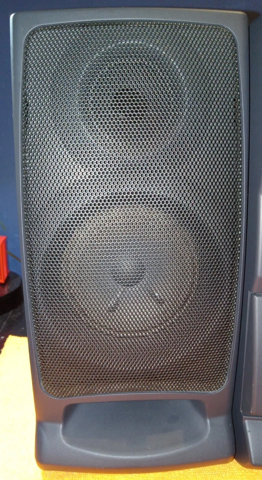 Modelo estéreo Philco - 238k, AM, FM y cassette. (Probado y funciona muy bien) Foto 3 de 4