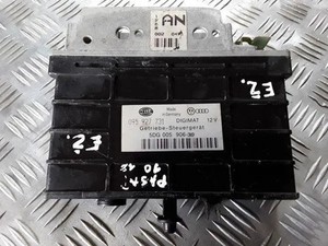 VW PASSAT Variant B3/B4 3A5, 35I Getriebesteuergerät 5DG00590630 25452476