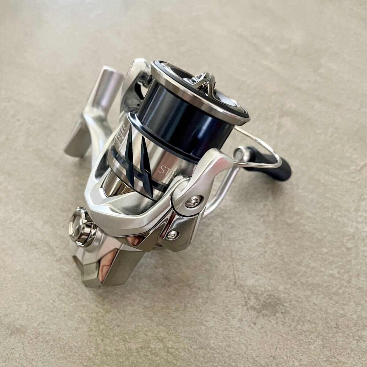 SHIMANO 23STRADIC 2500SHG リール Shimano 23 Stradic 2500SHG Spinning Reel | eBay