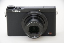 Fujifilm XQ1 X Series 12.0MP BLACK Compact Digital Camera - Black