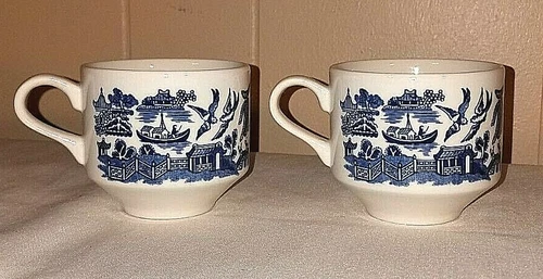 Tea Coffee Cups Mugs Churchill Blue Willow Made in England Set of 2 Vintage