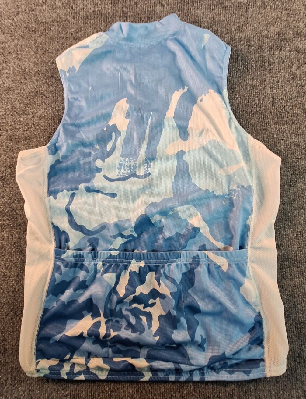 Cannondale Woman's Small Light Blue & White Bike Shirt