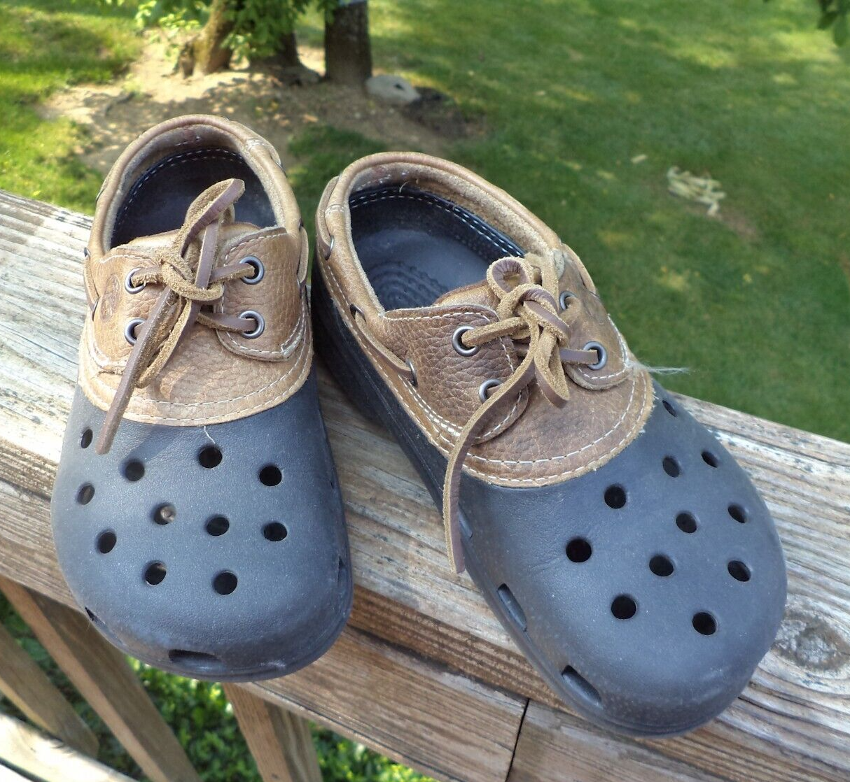 crocs men's islander sport shoe