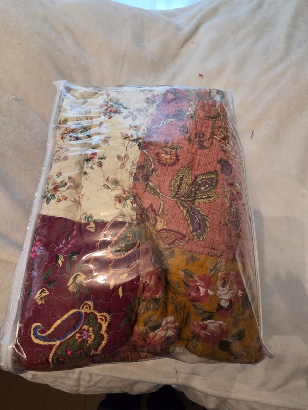 QUEEN size patchwork QUILT primitive look