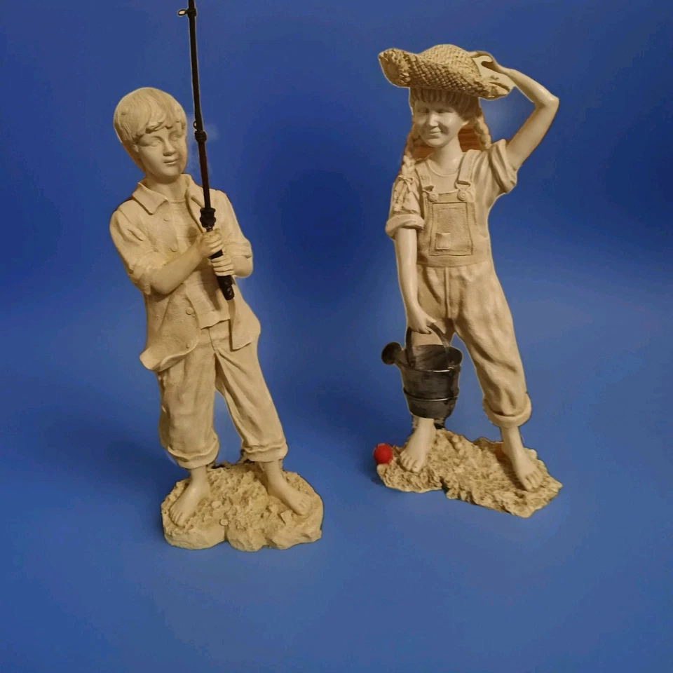 Банка для полива мальчика удочки девочки 14 дюймов статуэтки из цельной смолы цвета слоновой кости 2001 - Изображение 4 из 4