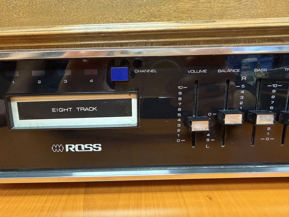 Receptor estéreo vintage Ross modelo 6800 AM/FM/phono/8 pistas, probado, Japón Foto 4 de 4